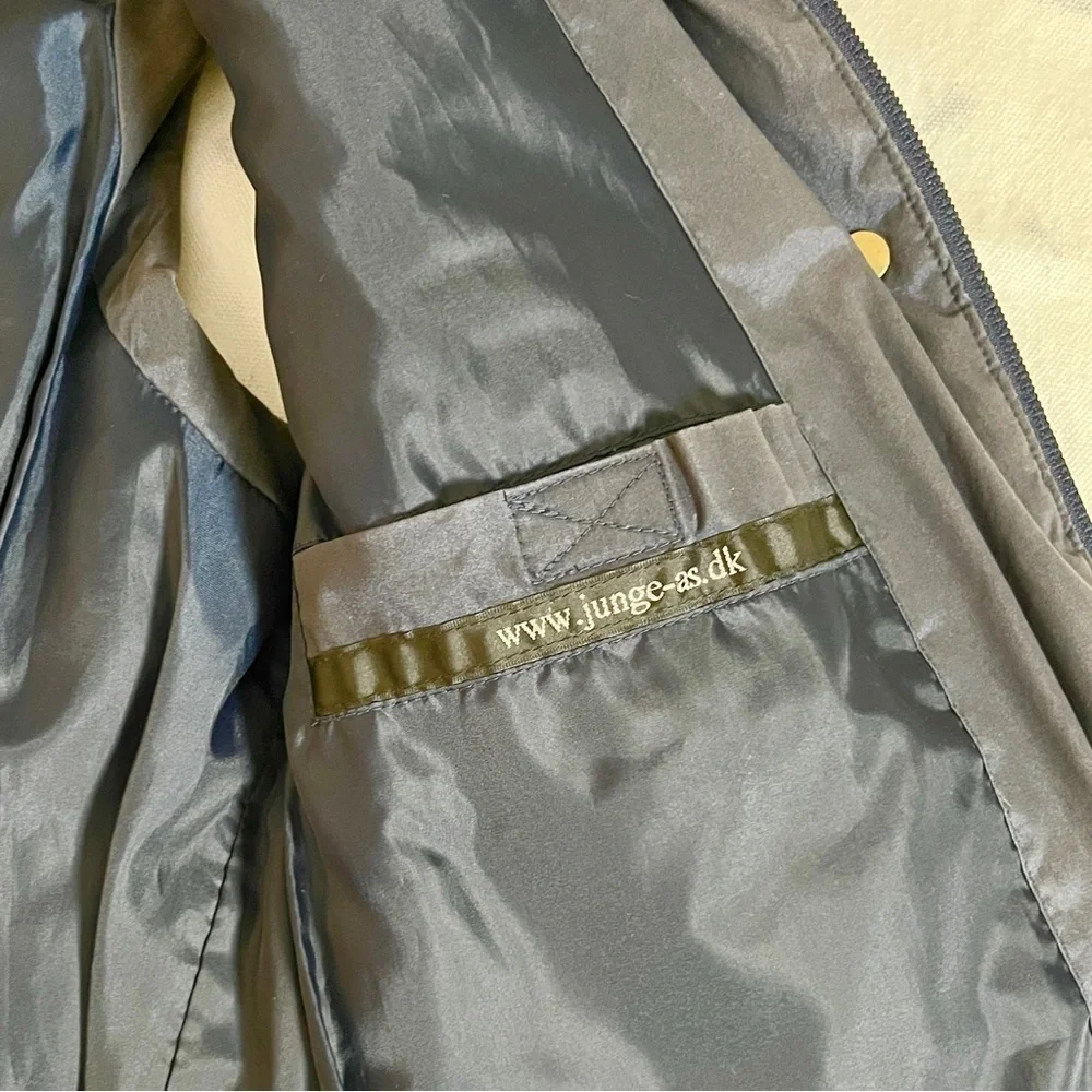Junge Down-Filled Waisted Body Warmer Gilet w/ Hood & Multiple Pockets, Size 16 - Picture 12 of 16